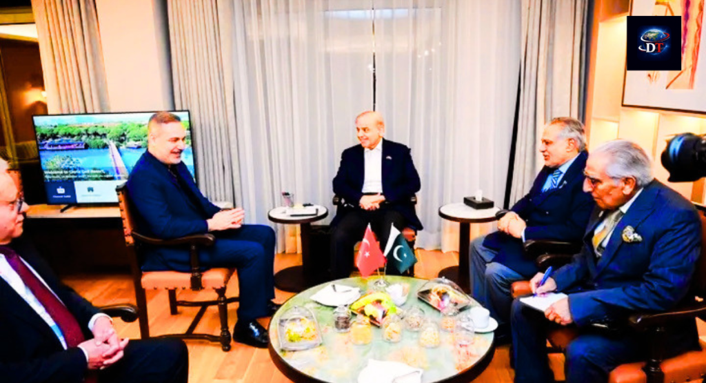 Pakistan PM Shehbaz Sharif meets Turkish President Erdogan at Antalya forum