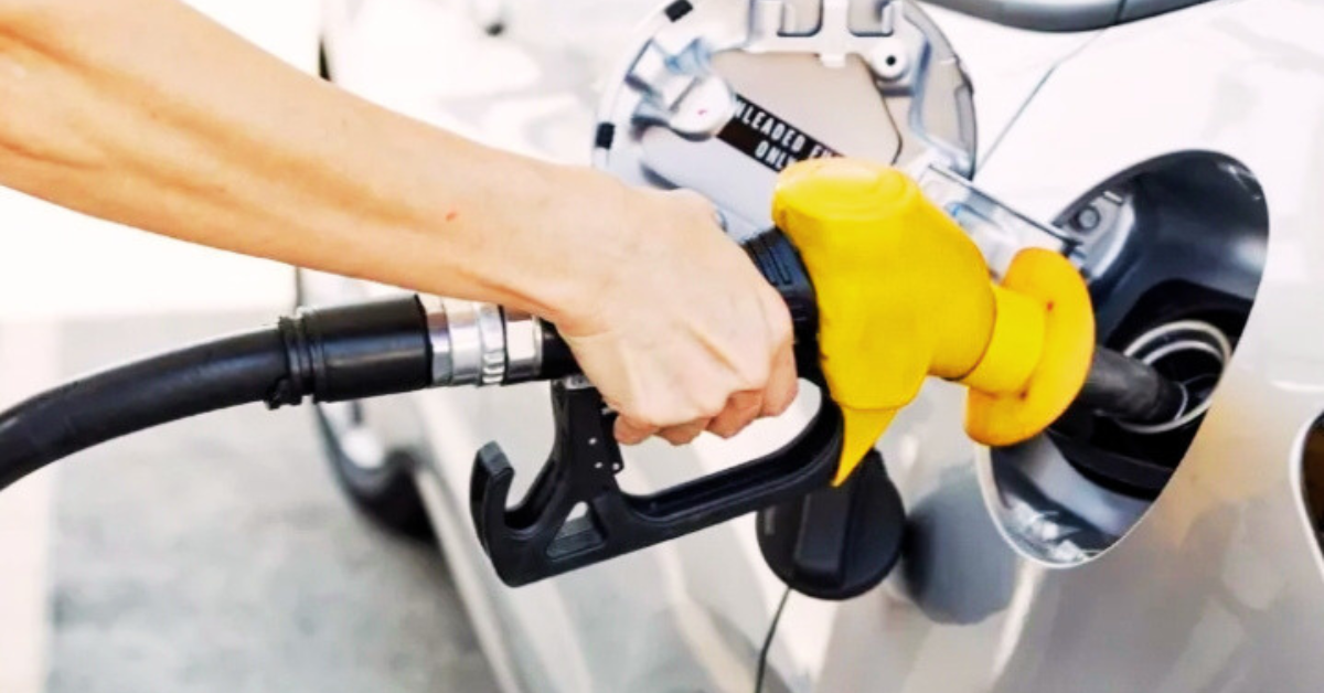 Pakistan Fuel Prices Drop as petrol and diesel prices fall after global oil price decline